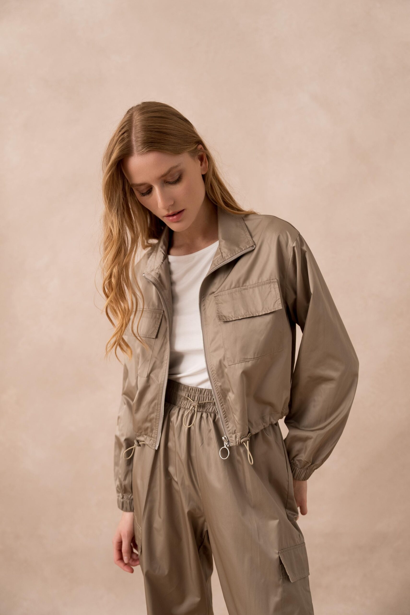 Golden Live Khaki σετ παντελόνι & τζάκετ - Image 2