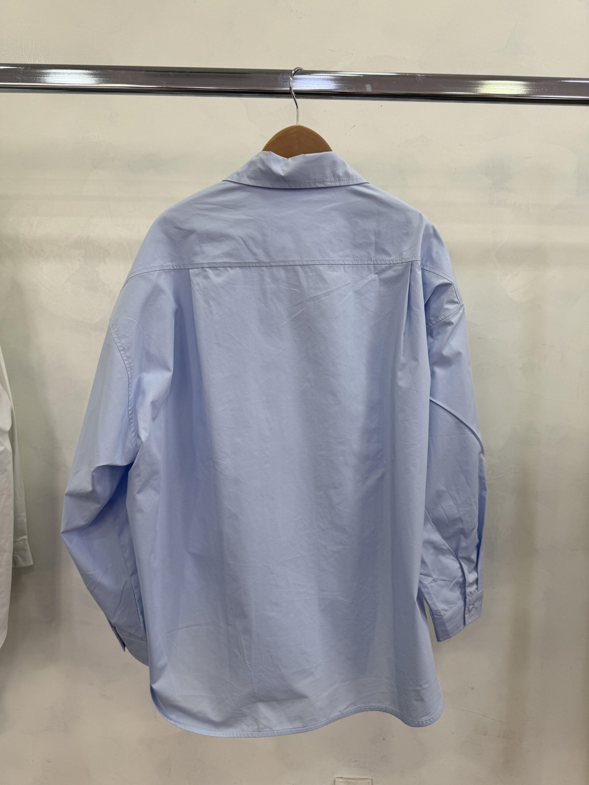 Γαλάζιο πουκάμισο με πέρλες - Image 5