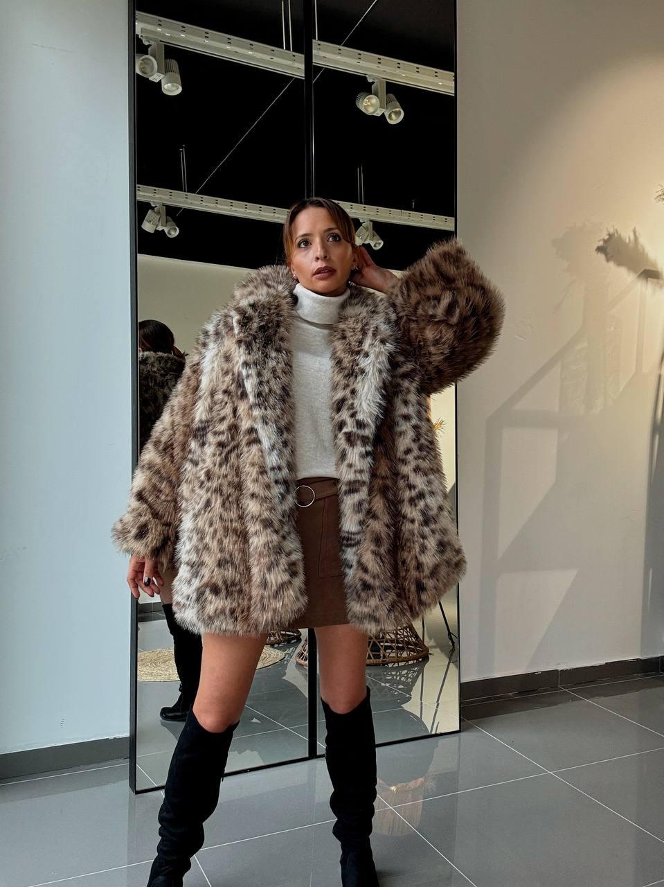 Faux fur παλτό – Animal print - Image 2