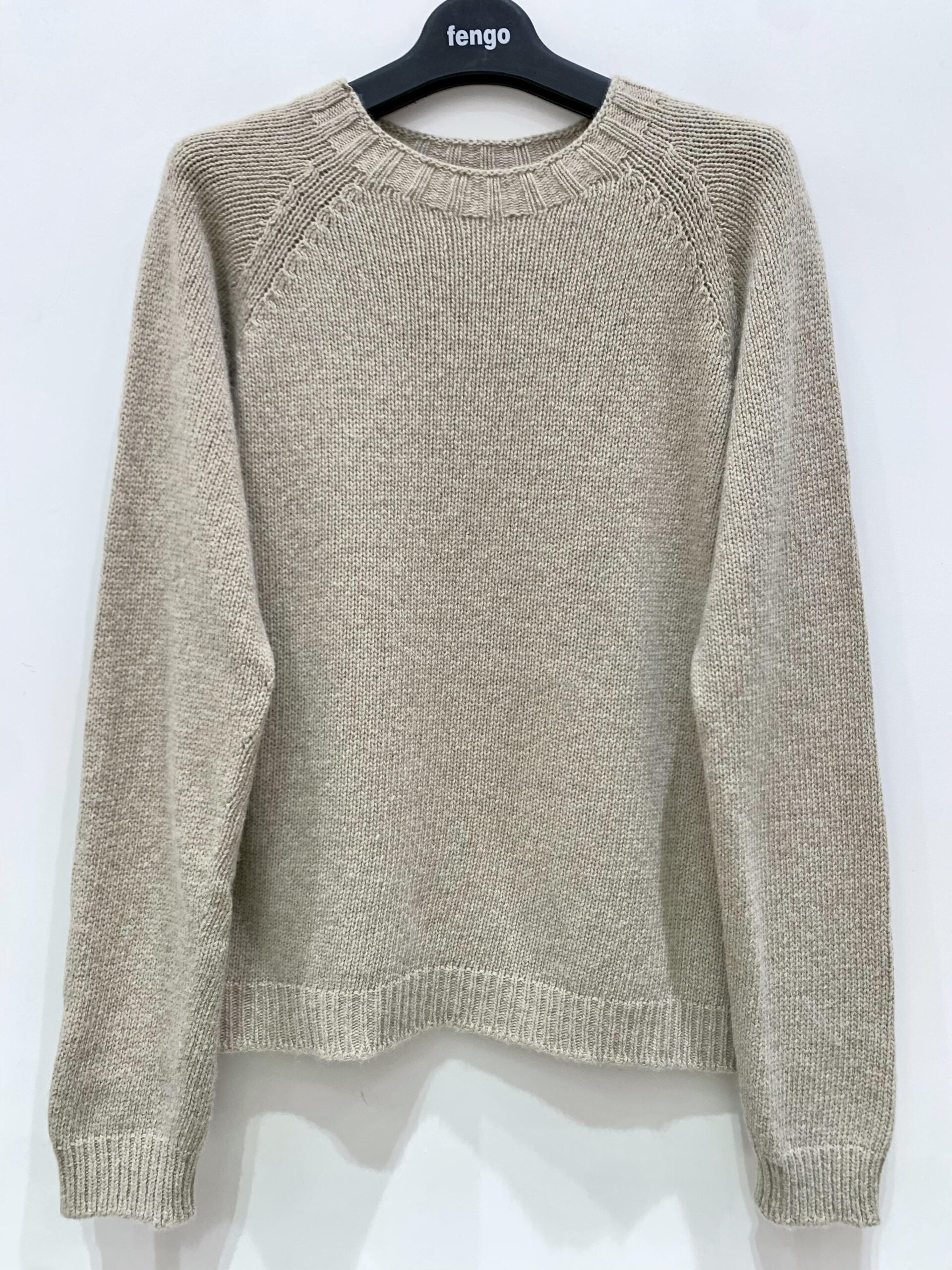 Απαλό πλεκτό πουλόβερ – Ροζ, Μπεζ και Μαύρο - Image 4