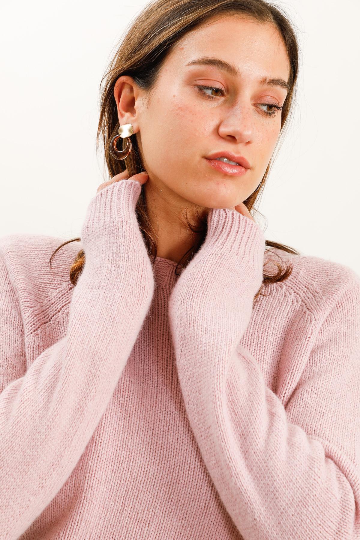 Απαλό πλεκτό πουλόβερ – Ροζ, Μπεζ και Μαύρο - Image 5