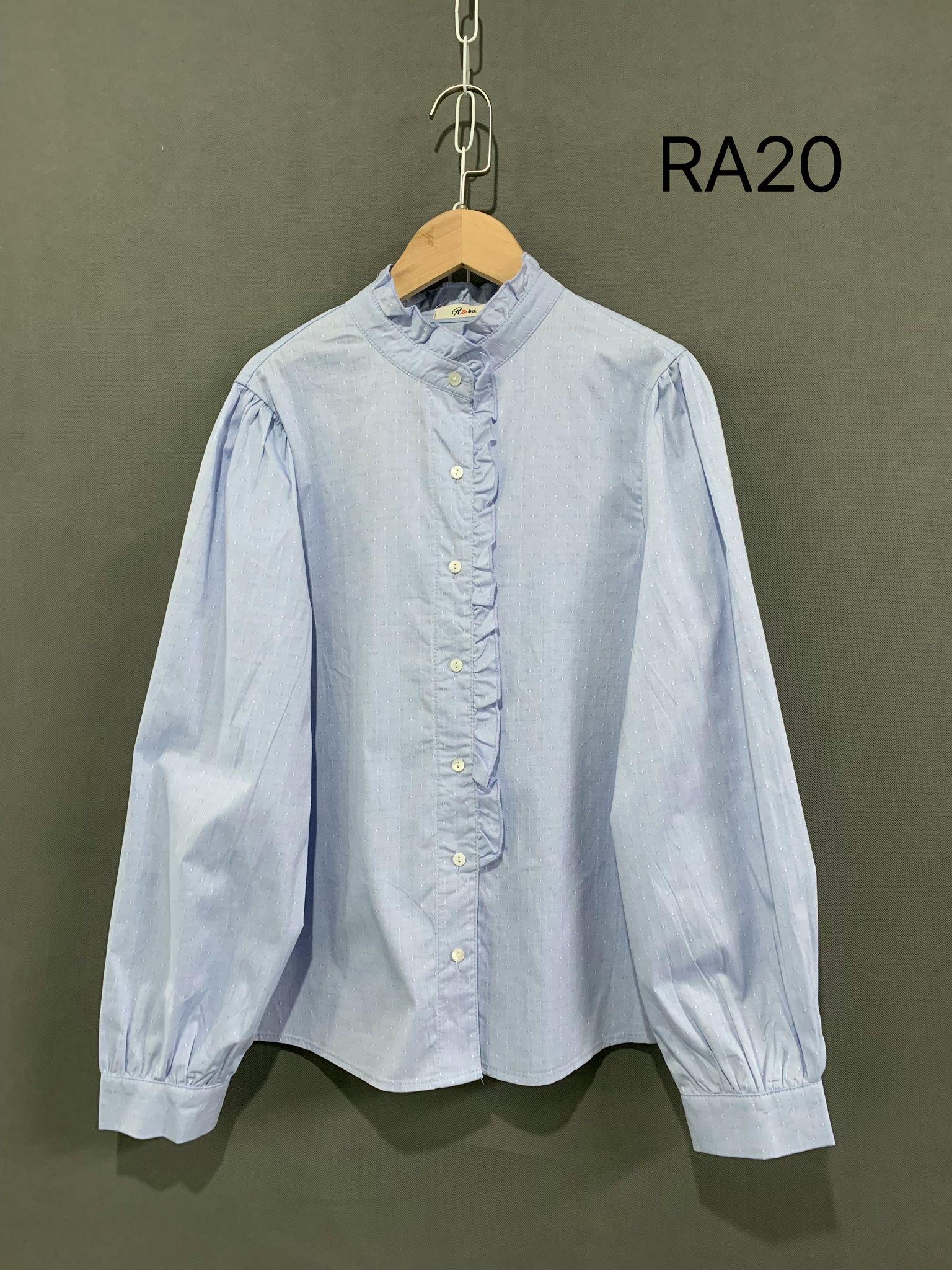 Γαλάζιο πουκάμισο με βολάν και όρθιο γιακά - Image 2