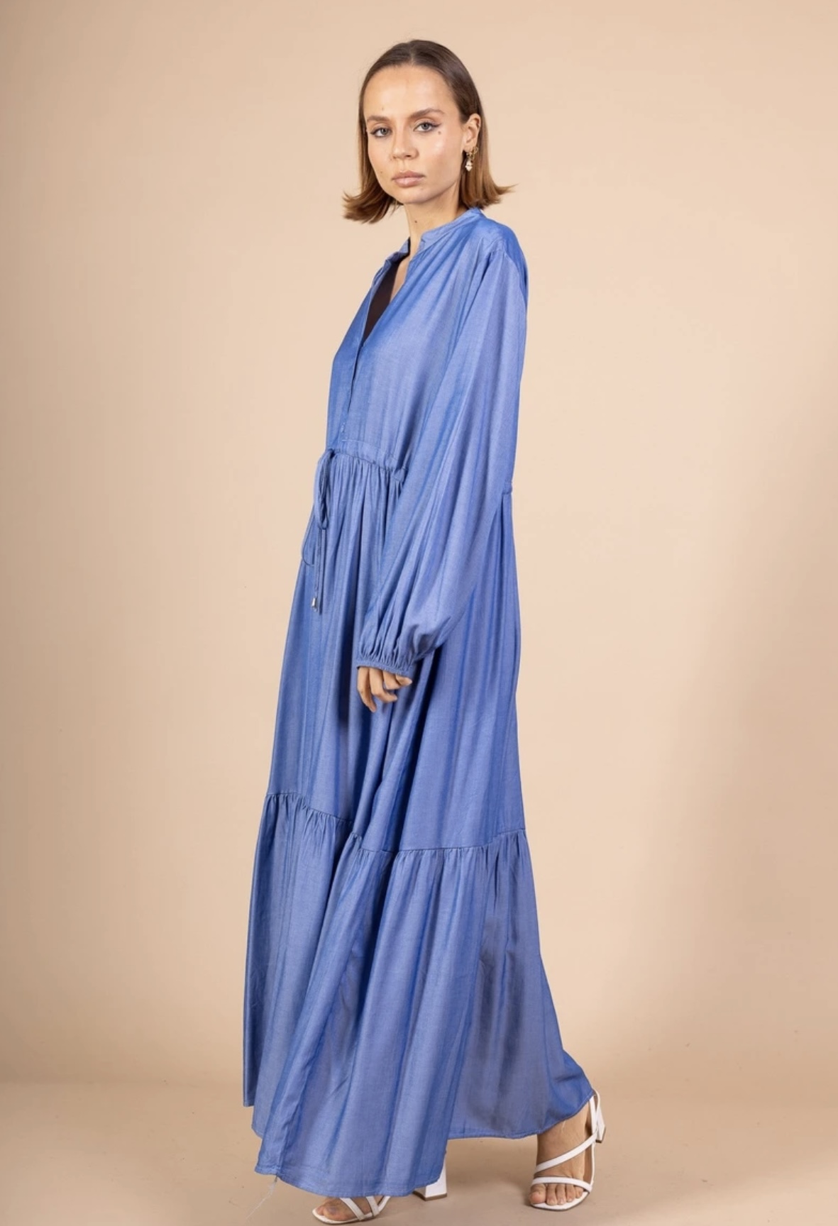 Maxi φόρεμα με κουμπιά και κορδόνι στη μέση - Image 3